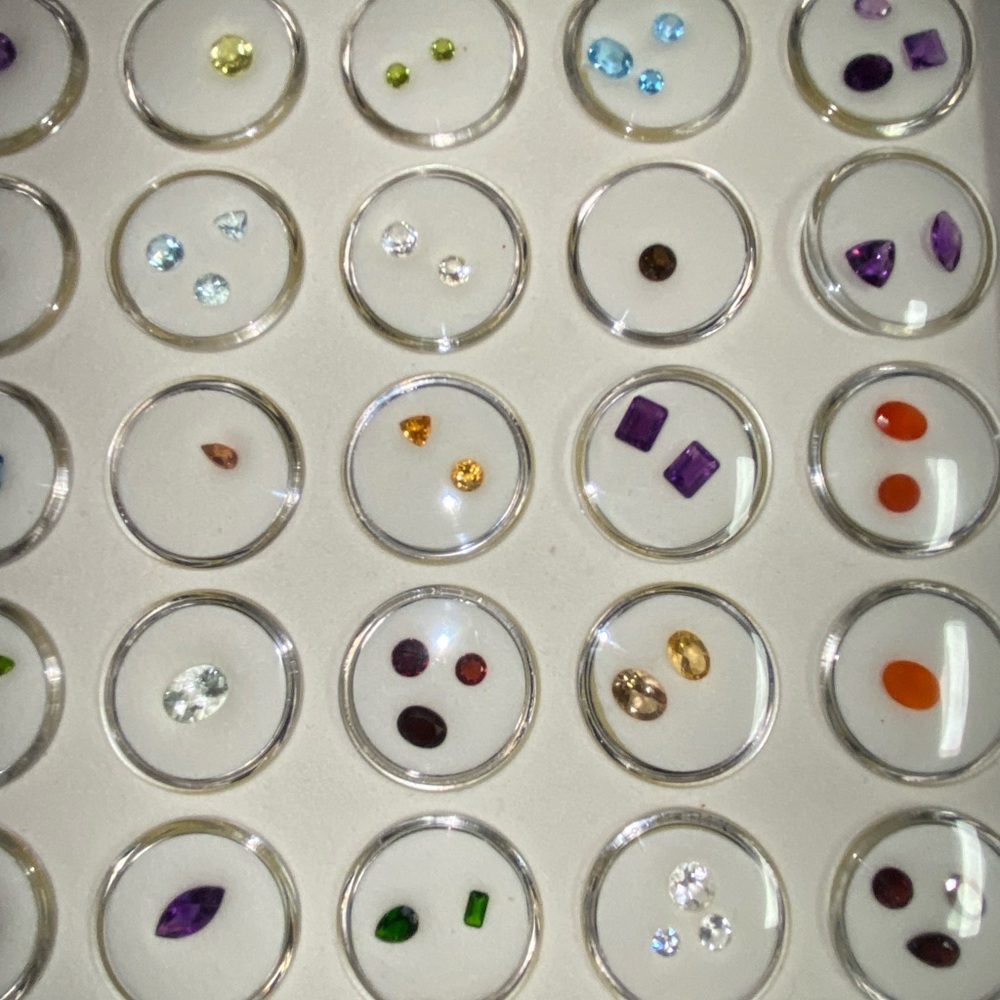 70ctw gemstone lots mixed for Jewelry